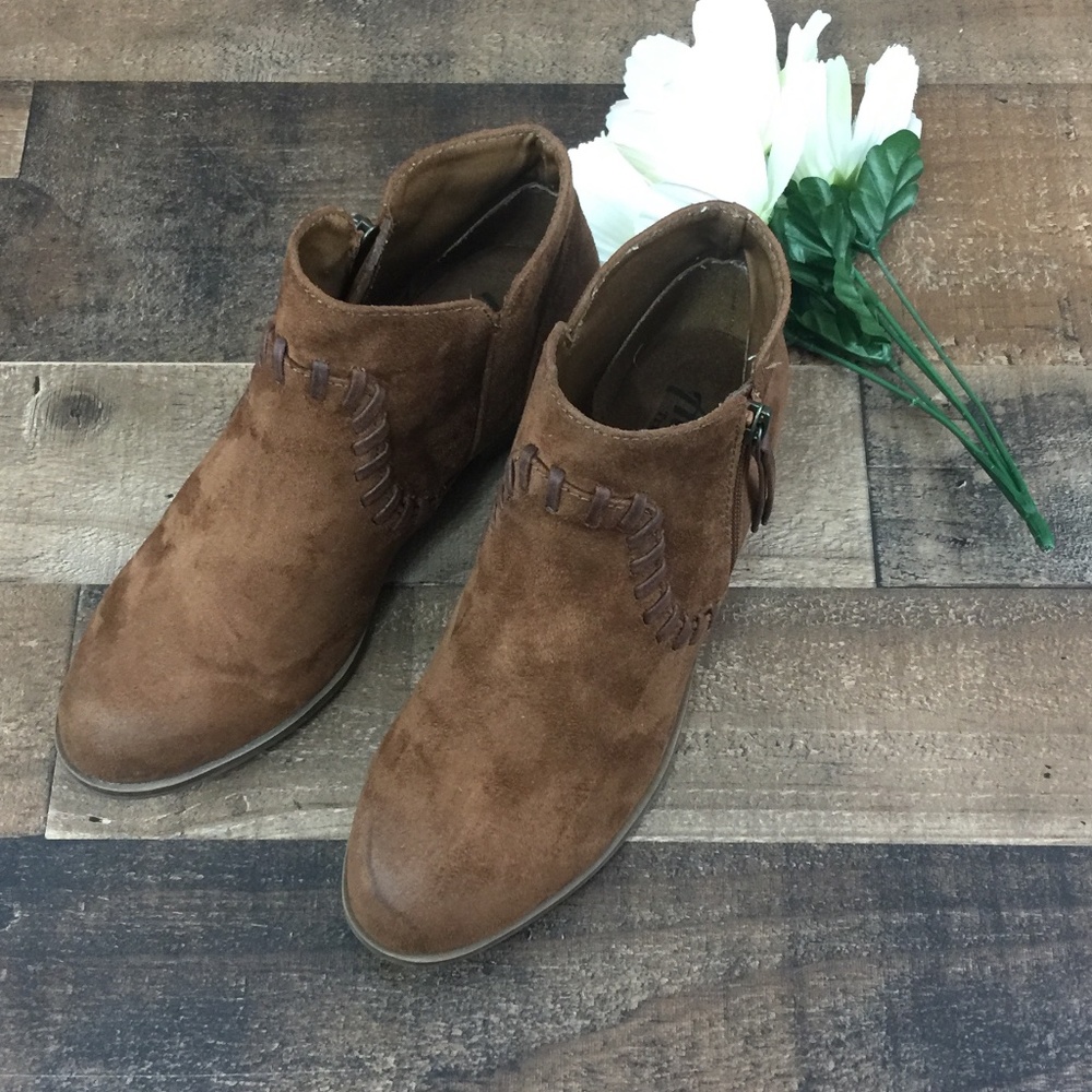 Austin Trading Co. Brown Suede Ankle Boots